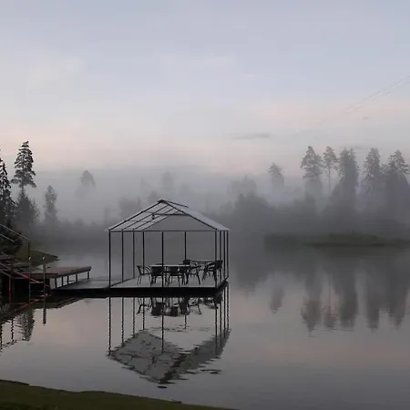 Metsjaerve Puhkemaja بيت للعطل Puskaru