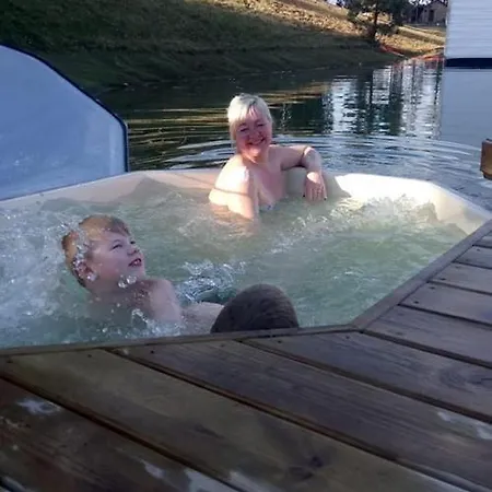 Metsjaerve Puhkemaja بيت للعطل Puskaru