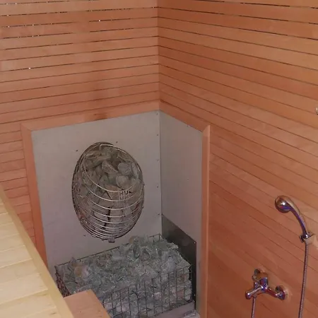 بيت للعطل Metsjaerve Puhkemaja